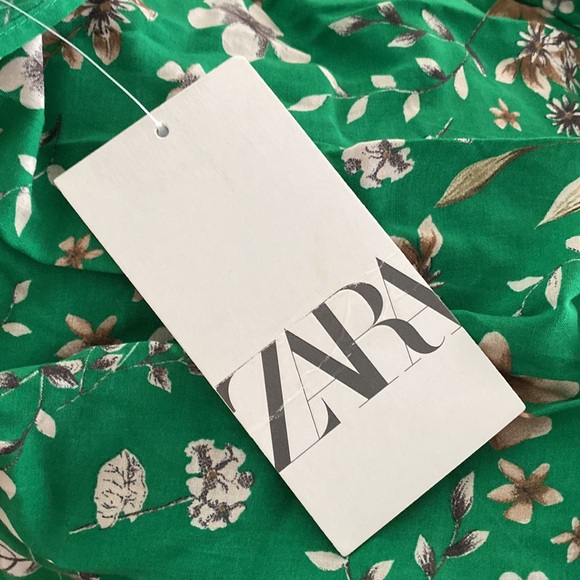 Zara Green Floral Tiered Maxi Dress - Picture 2 of 8